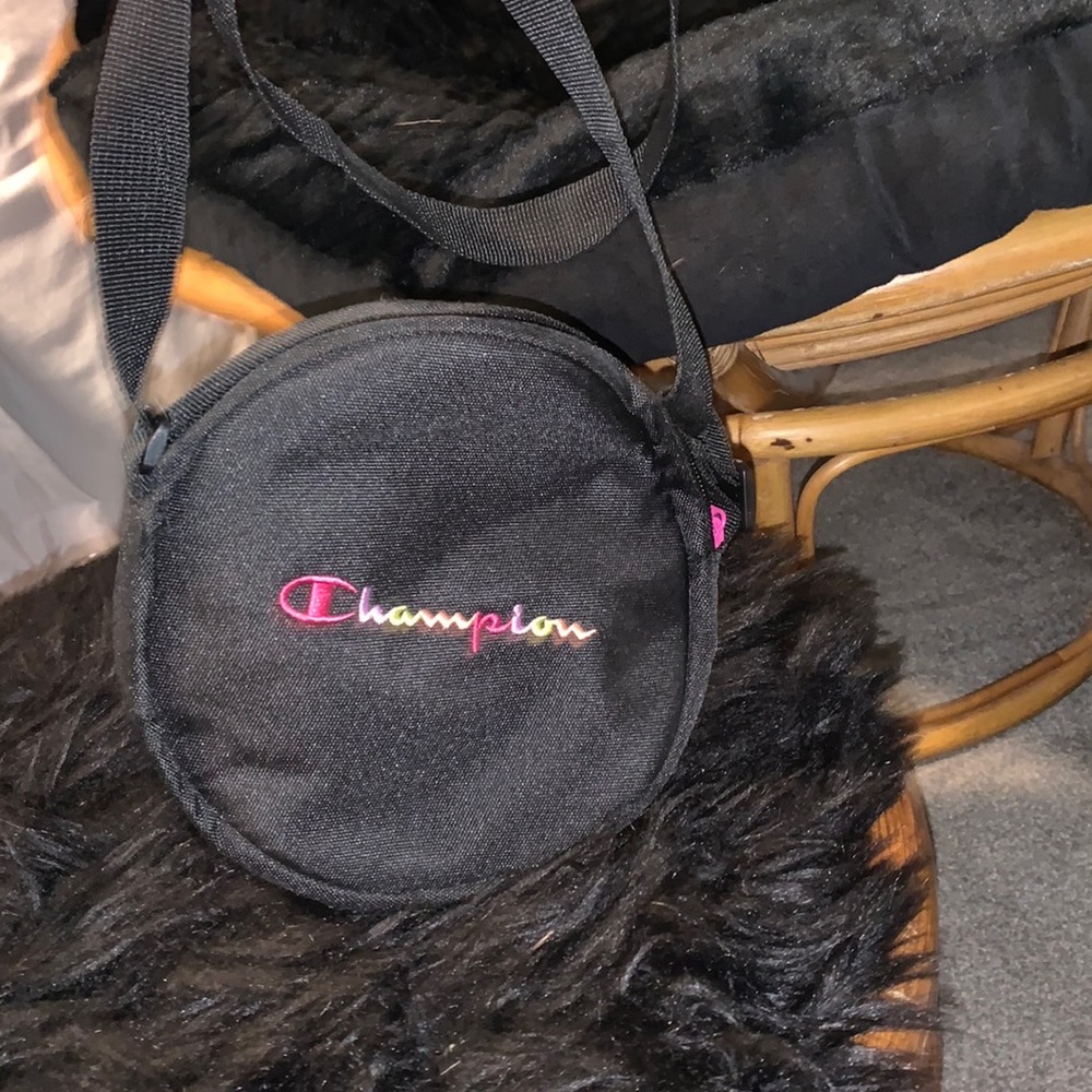 Champion purse